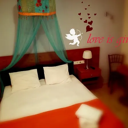 Archs Rural Hotel 2*